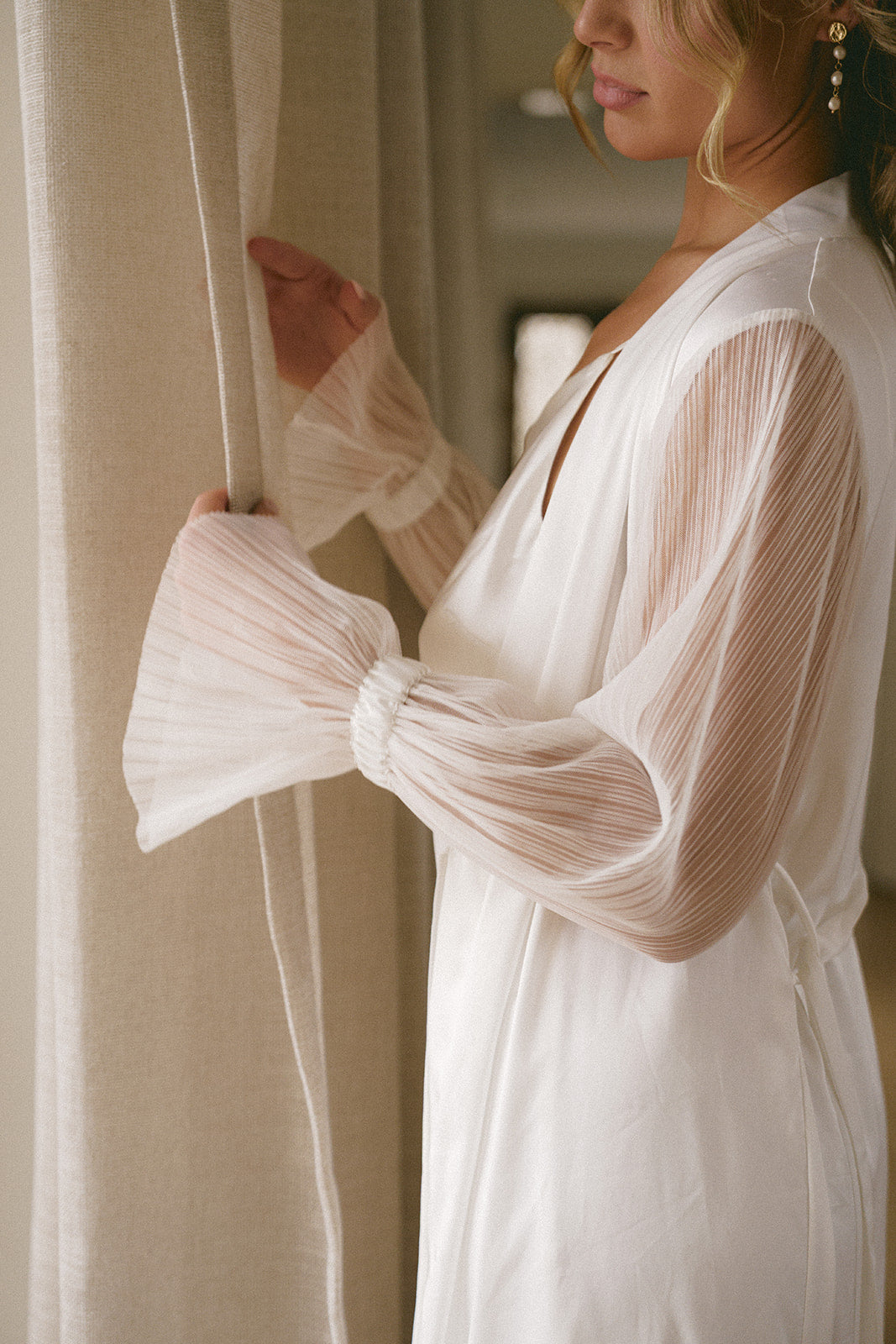 Gracie Pleated Bridal Robe