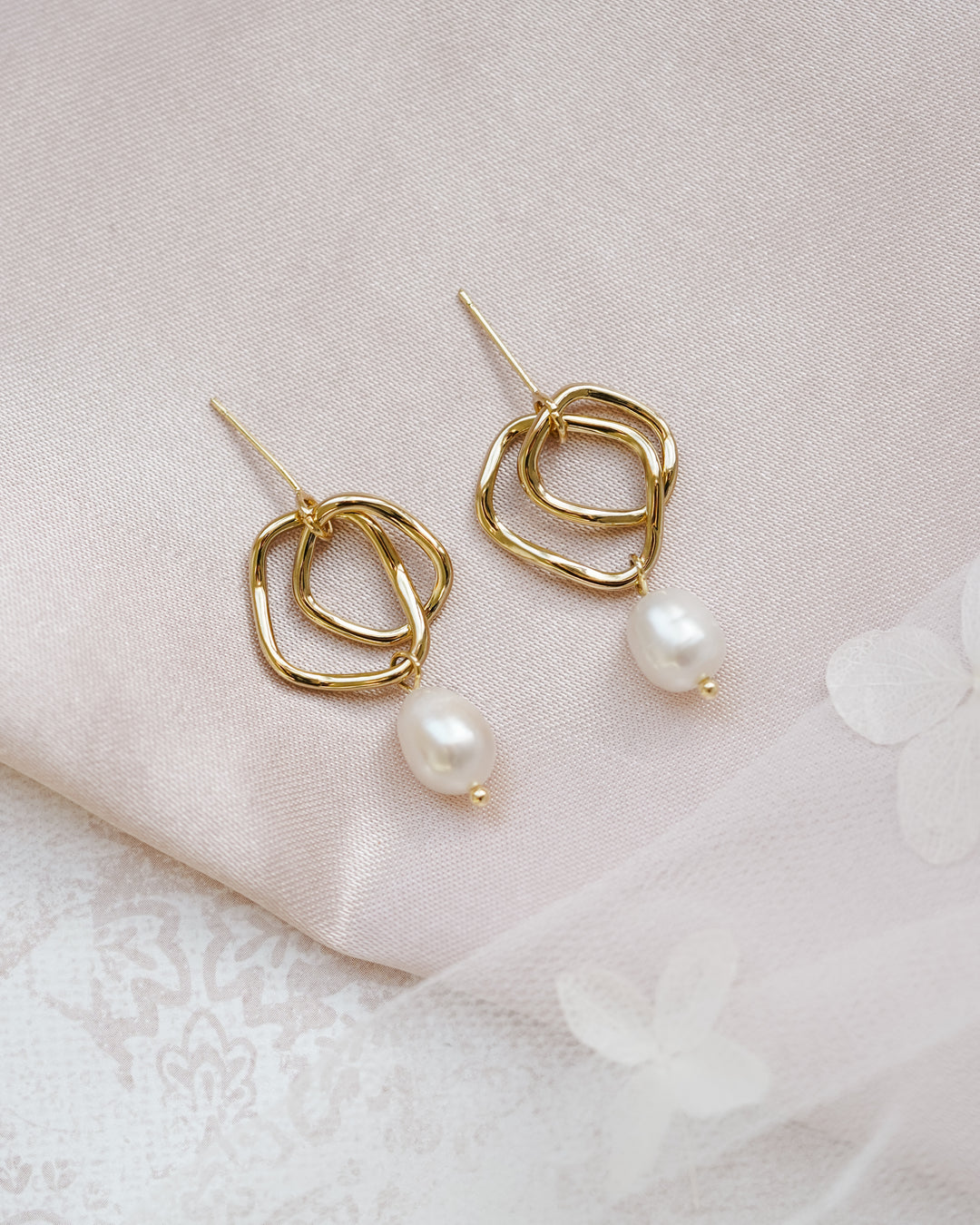 Lani Freshwater Pearl Earrings