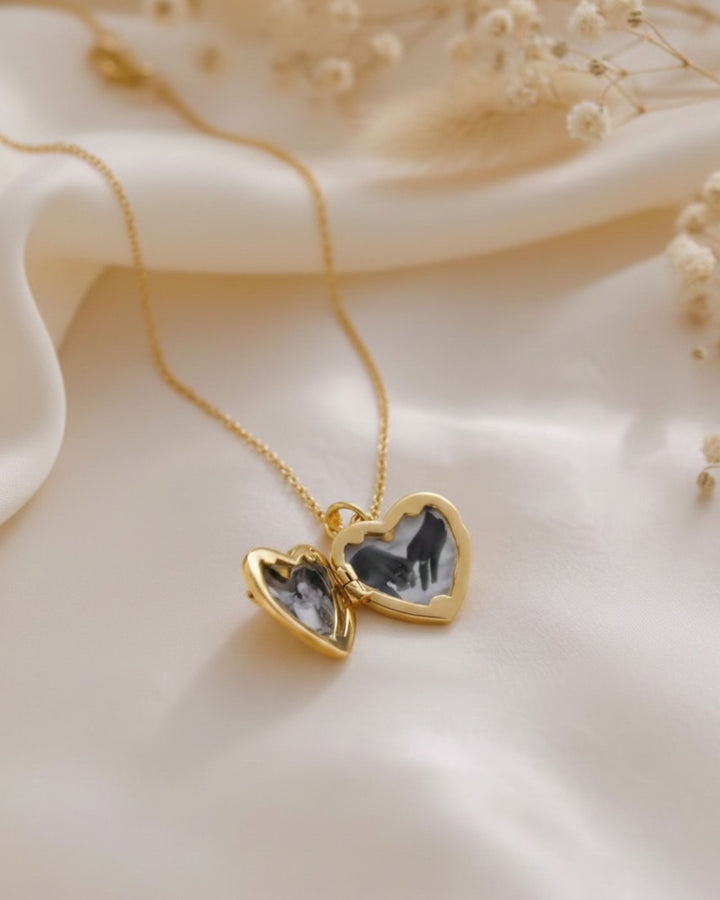 Endless Love Heart Photo Locket - GOLD