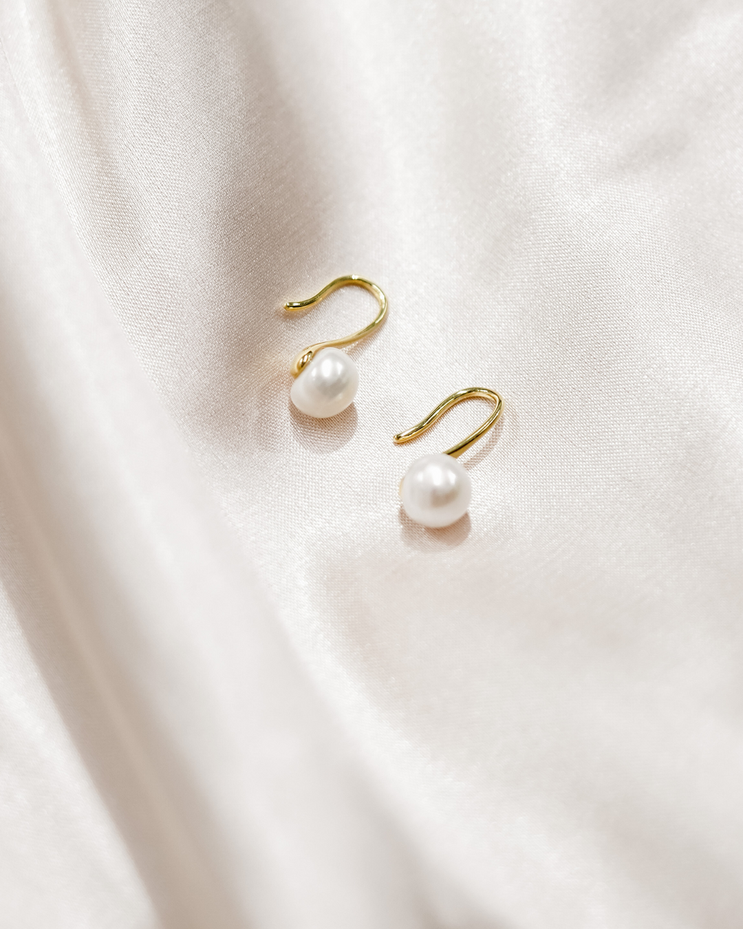 Sasha Pearl Earrings - Gold