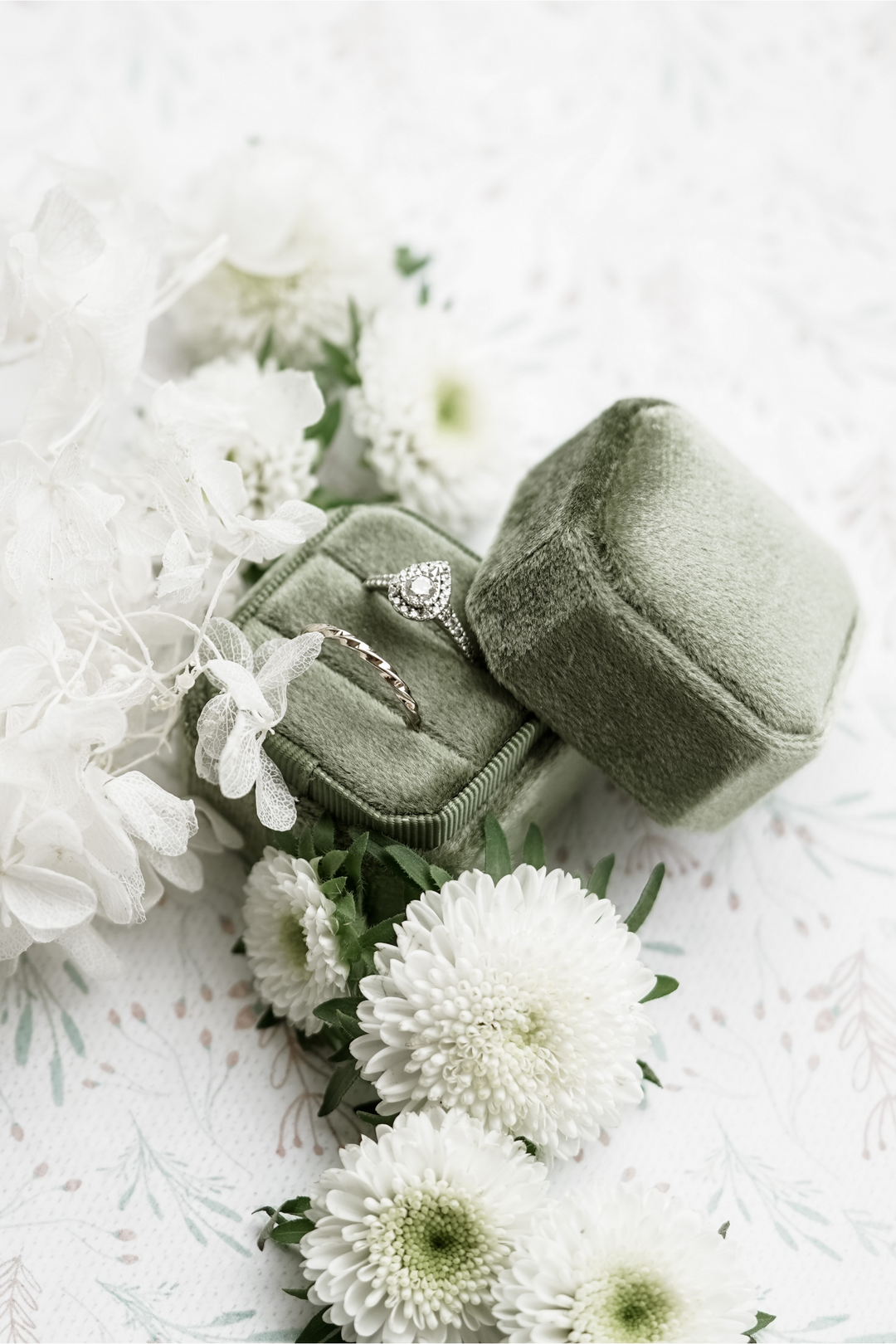 Luxe Velvet Ring Box